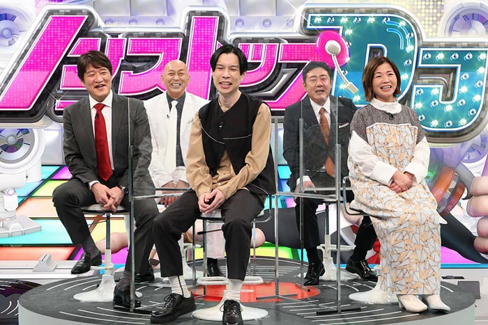 (左から)林修、長谷川雅紀、岩井勇気、渡辺隆、大久保佳代子 (C)フジテレビ
