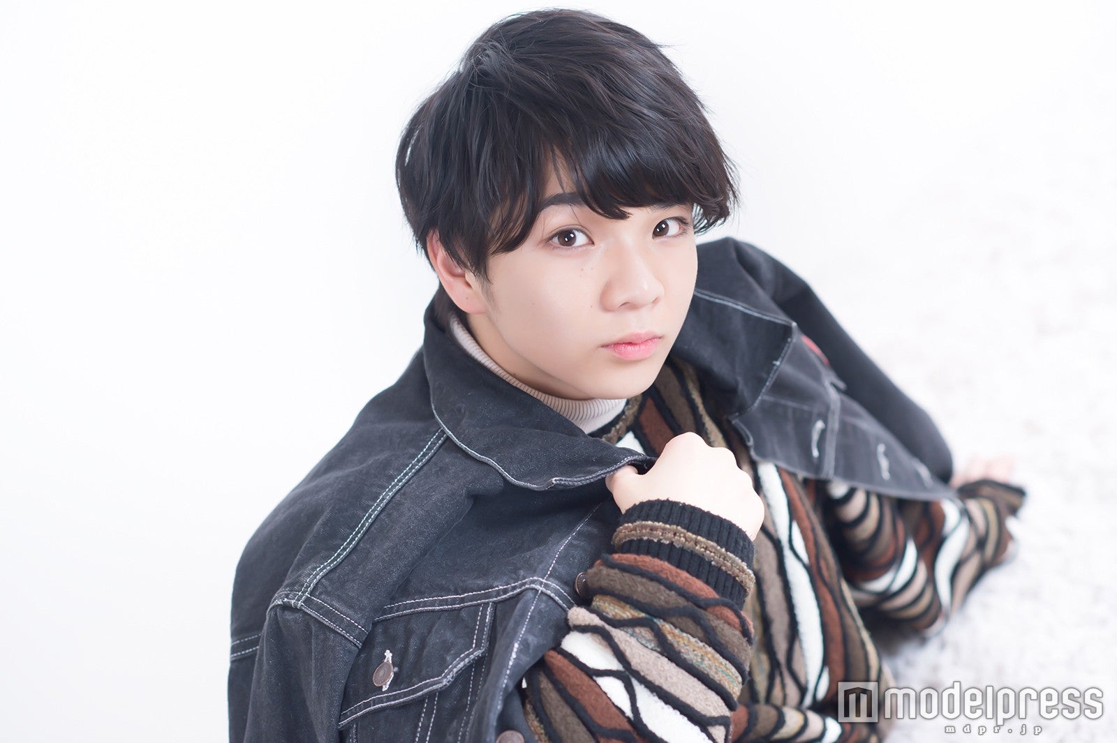 塩﨑太智（C）モデルプレス