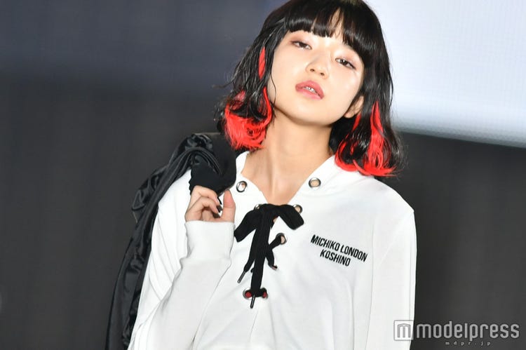 画像12 19 来日中のコシノミチコが登場 藤田ニコルらと世界レベルのファッションショー展開 関コレ17a W モデルプレス 画像12 19 来日中のコシノミチコが登場 藤田ニコルらと世界レベルのファッションショー展開 関コレ17a W モデルプレス