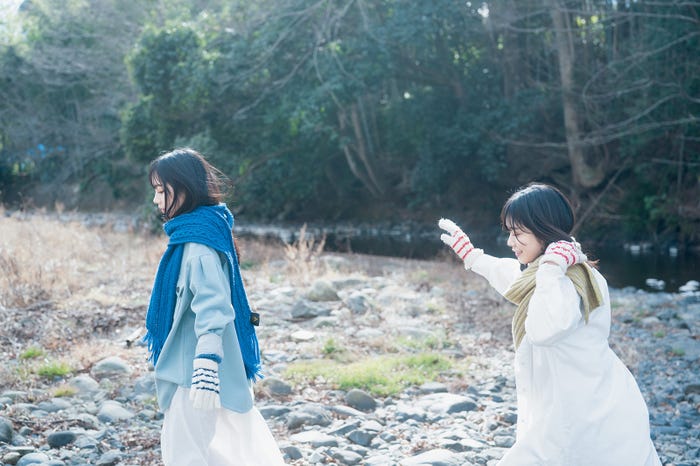 齊藤京子、丹生明里(画像提供:講談社)