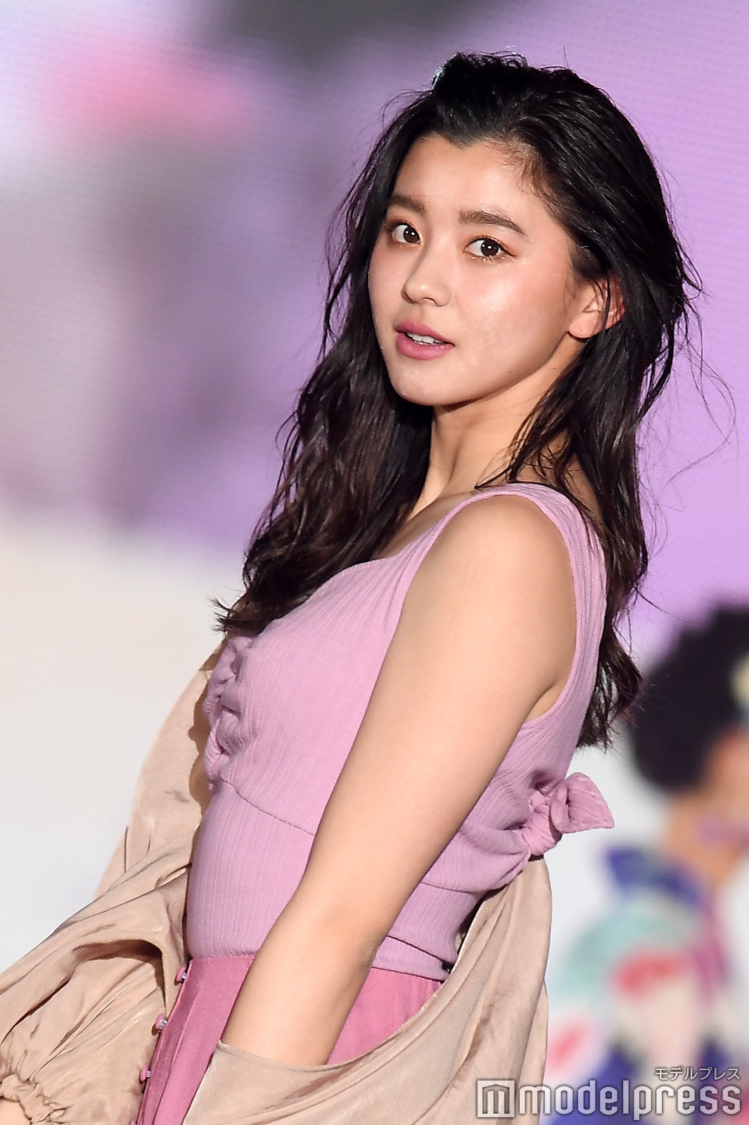 朝比奈彩（C）モデルプレス