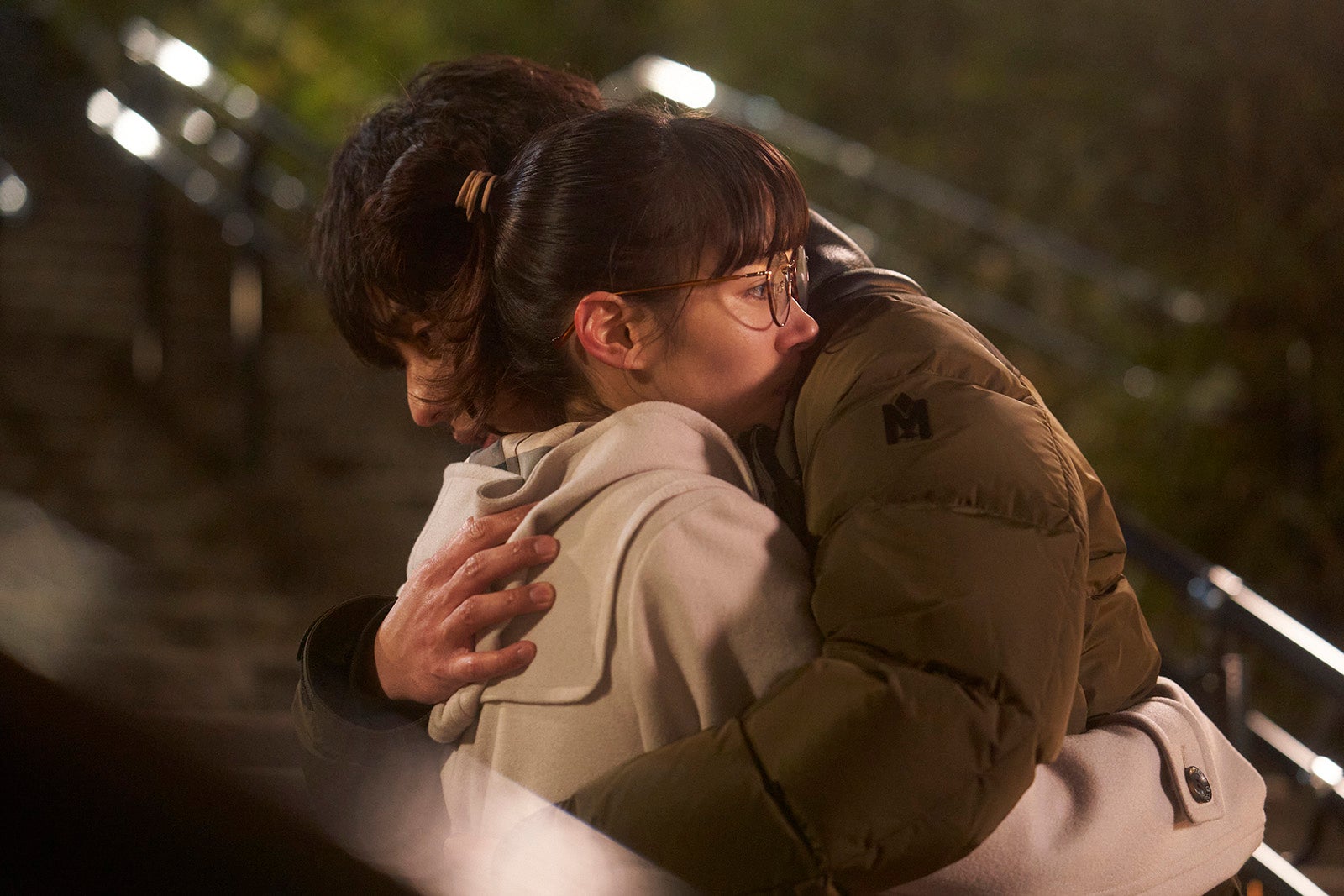 「ハマる男に蹴りたい女」キスマイ藤ヶ谷太輔、関水渚をハグ オトナの恋完結