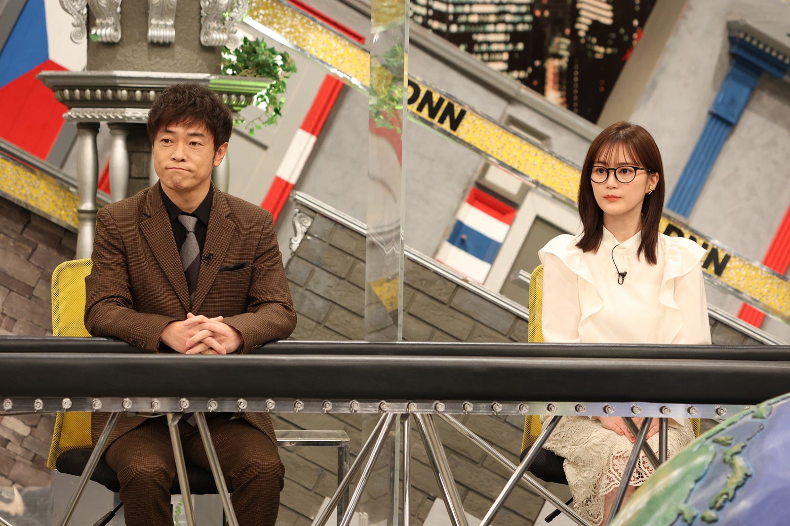 （左から）陣内智則、生田絵梨花 （C）フジテレビ