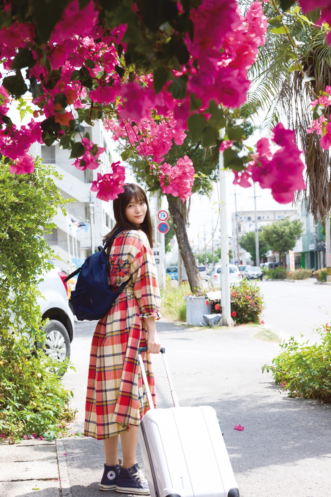 田村保乃1st写真集「一歩目」楽天版裏表紙／撮影：Takeo Dec.（画像提供：小学館）