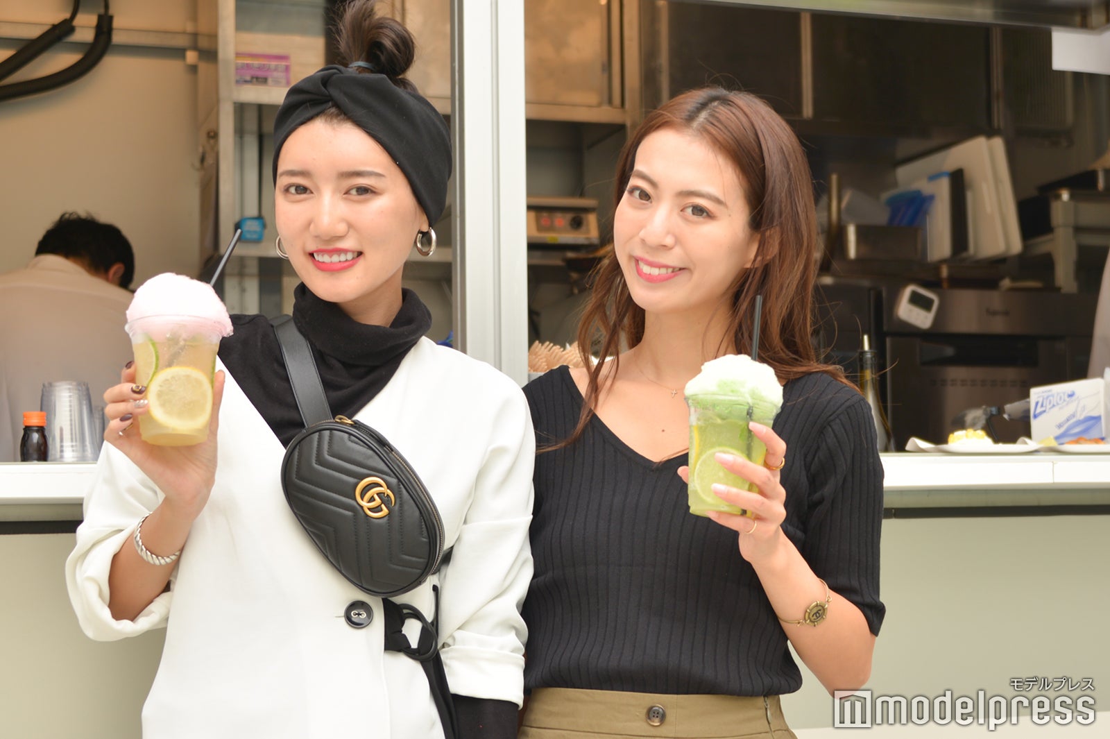 コットンキャンディが乗った「トロピカルレモネード」（C）モデルプレス