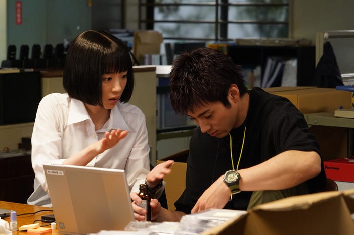 永野芽郁、山田裕貴 「ハコヅメ~たたかう!交番女子~」第4話より(C)日本テレビ