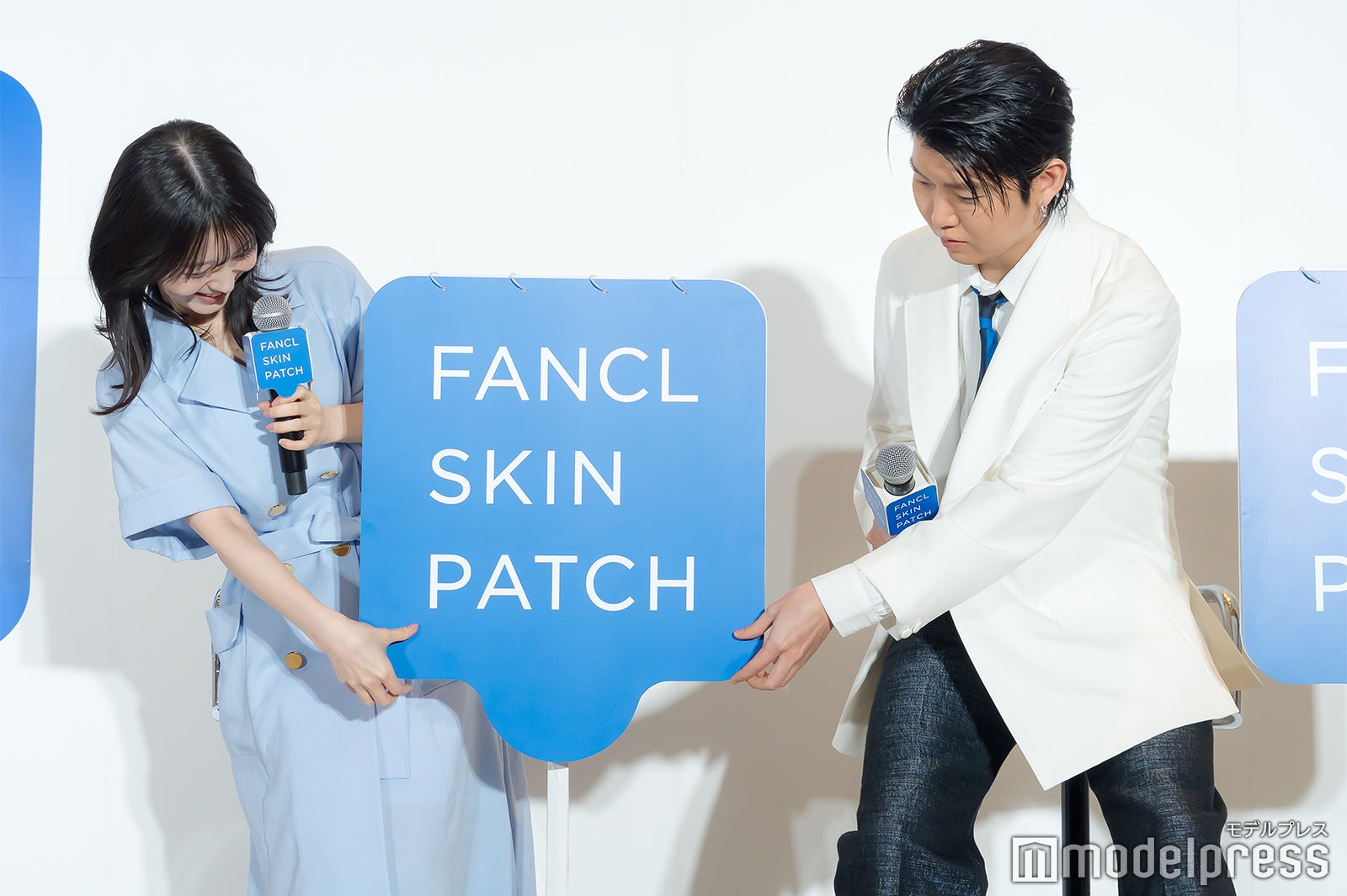 浜辺美波、若井滉斗（C）モデルプレス