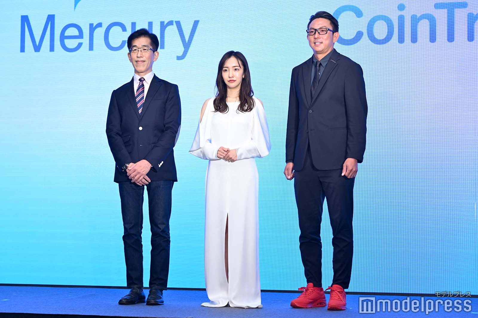 岸博幸氏、板野友美、川崎宗則 （C）モデルプレス