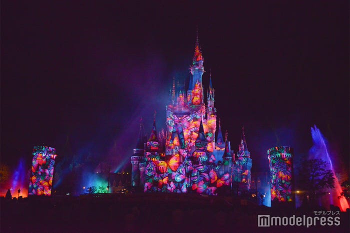 東京ディズニーランド史上最高レベルのショーがスタート Tdr35周年 ナイトタイムスペクタキュラー Celebrate Tokyo Disneyland モデルプレス 東京ディズニーランド史上最高レベルのショーがスタート Tdr35周年 ナイトタイムスペクタキュラー Celebrate Tokyo Disneyland モデルプレス