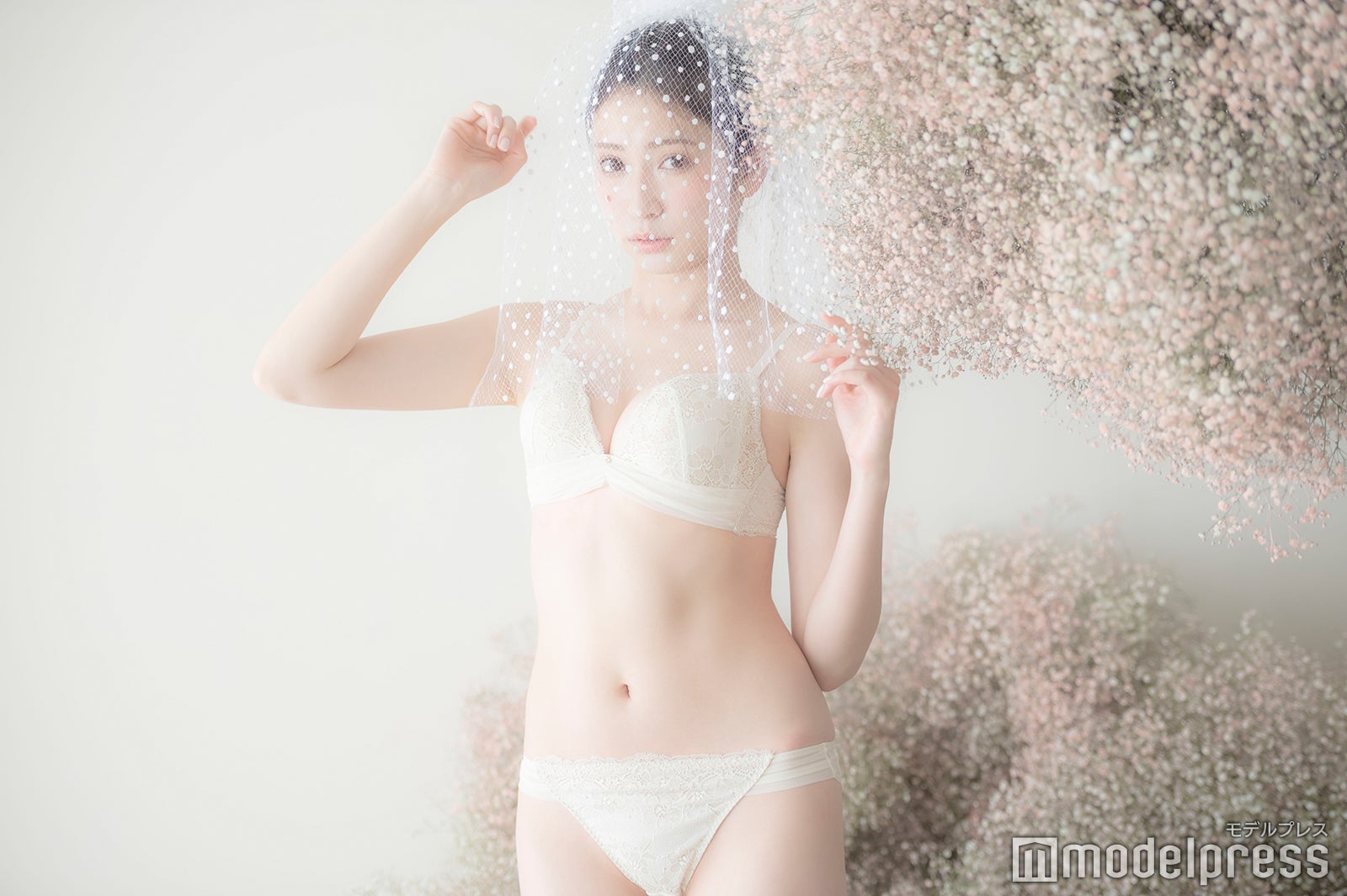 吉田朱里（C）モデルプレス