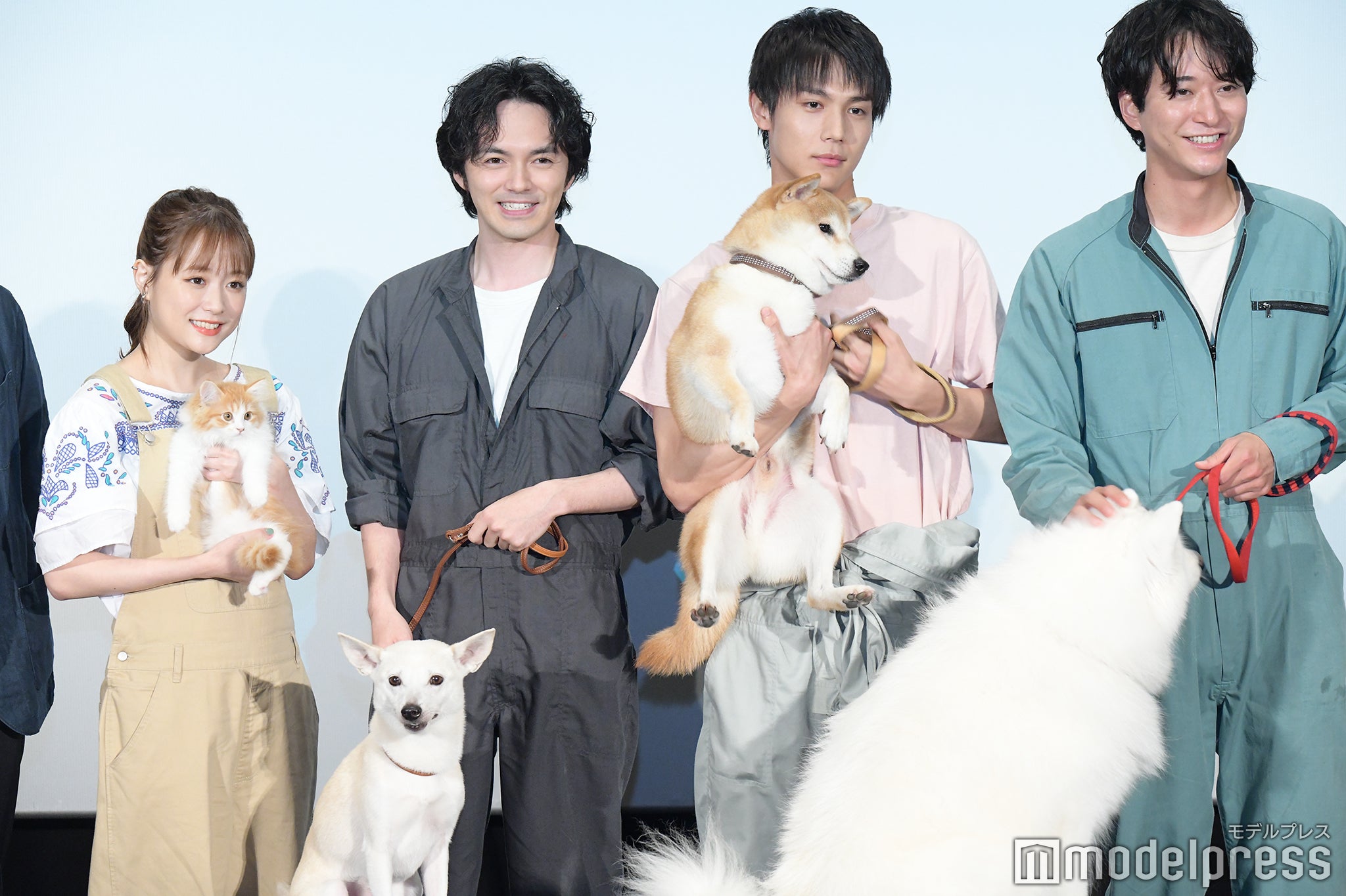 （左から）大原櫻子、林遣都、中川大志、浅香航大  （C）モデルプレス