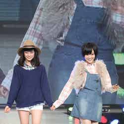 「神戸コレクション2013 AUTUMN／WINTER」に出演した（左から）NMB48渡辺美優紀、山本彩