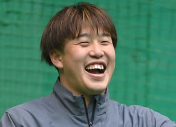 広島・小園 契約交渉が越年 鈴木球団本部長「詳細は申し上げられない」次回交渉日で難航