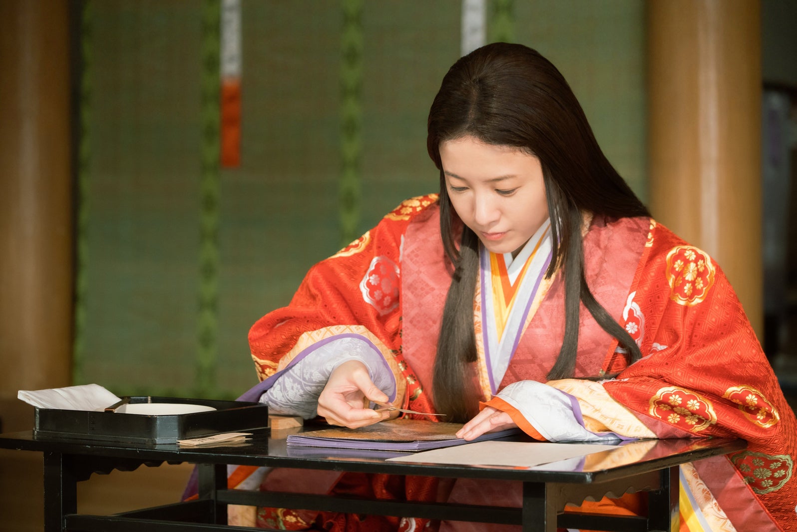 吉高由里子「光る君へ」第37話（C）NHK