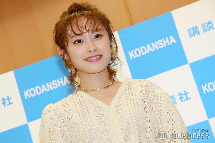高橋愛(C)モデルプレス