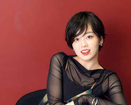 「ブギウギ」で注目の伊原六花、ほっそり二の腕際立つ透けトップスで艶やかな美貌