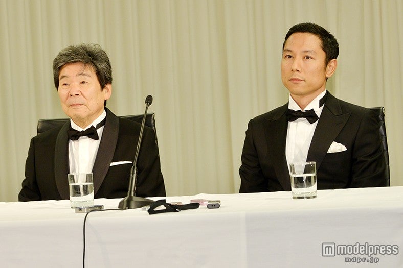 （左から）高畑勲監督、西村義明プロデューサー