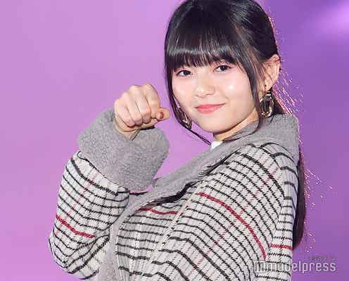 乃木坂46齋藤飛鳥“にゃんにゃん”ポーズが天使…「可愛い」の悲鳴上がる<GirlsAward 2018 A/W>
