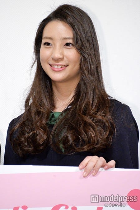 足立梨花
