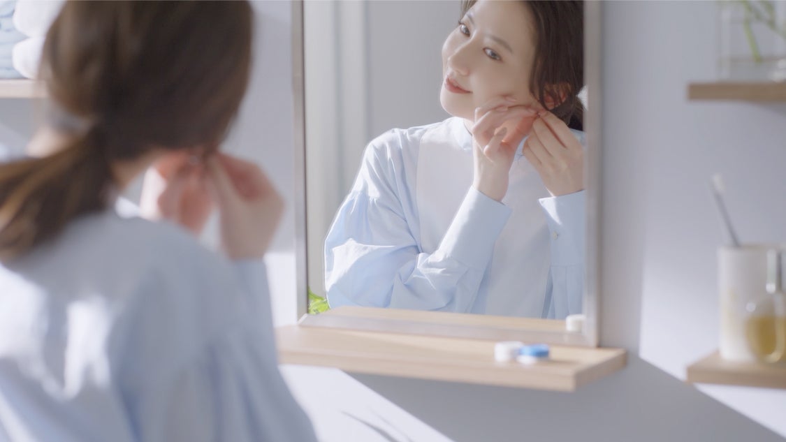 河北麻友子出演WebCM（提供写真）