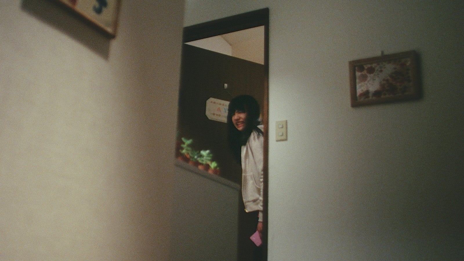 CM「25年前の夏」篇より （提供写真）