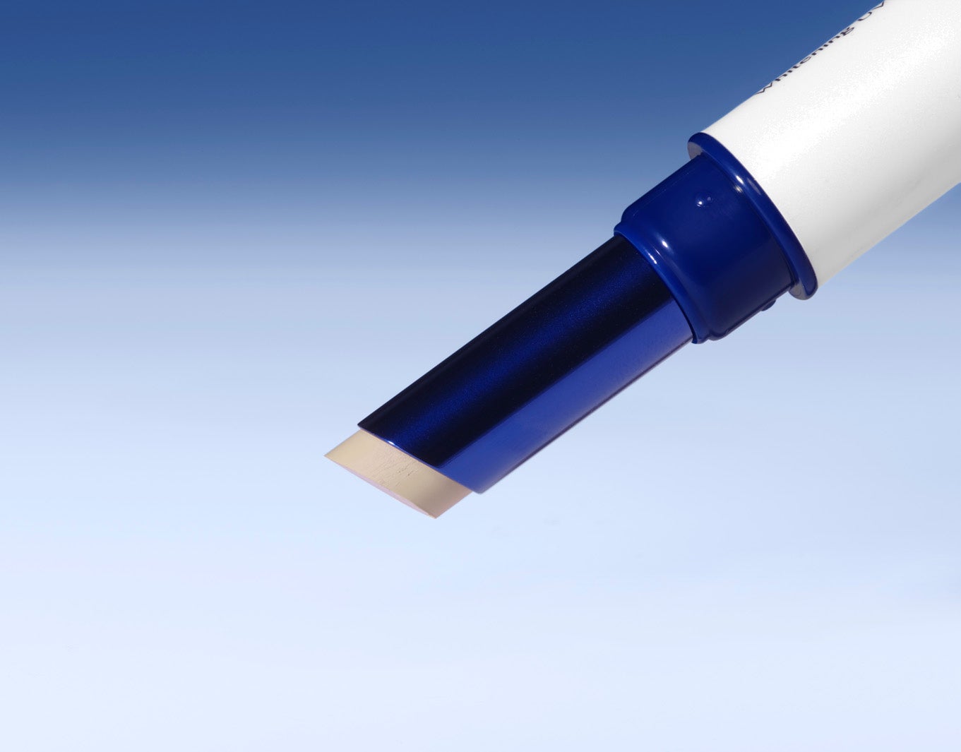 「トランシーノ薬用ホワイトニングUVコンシーラー」