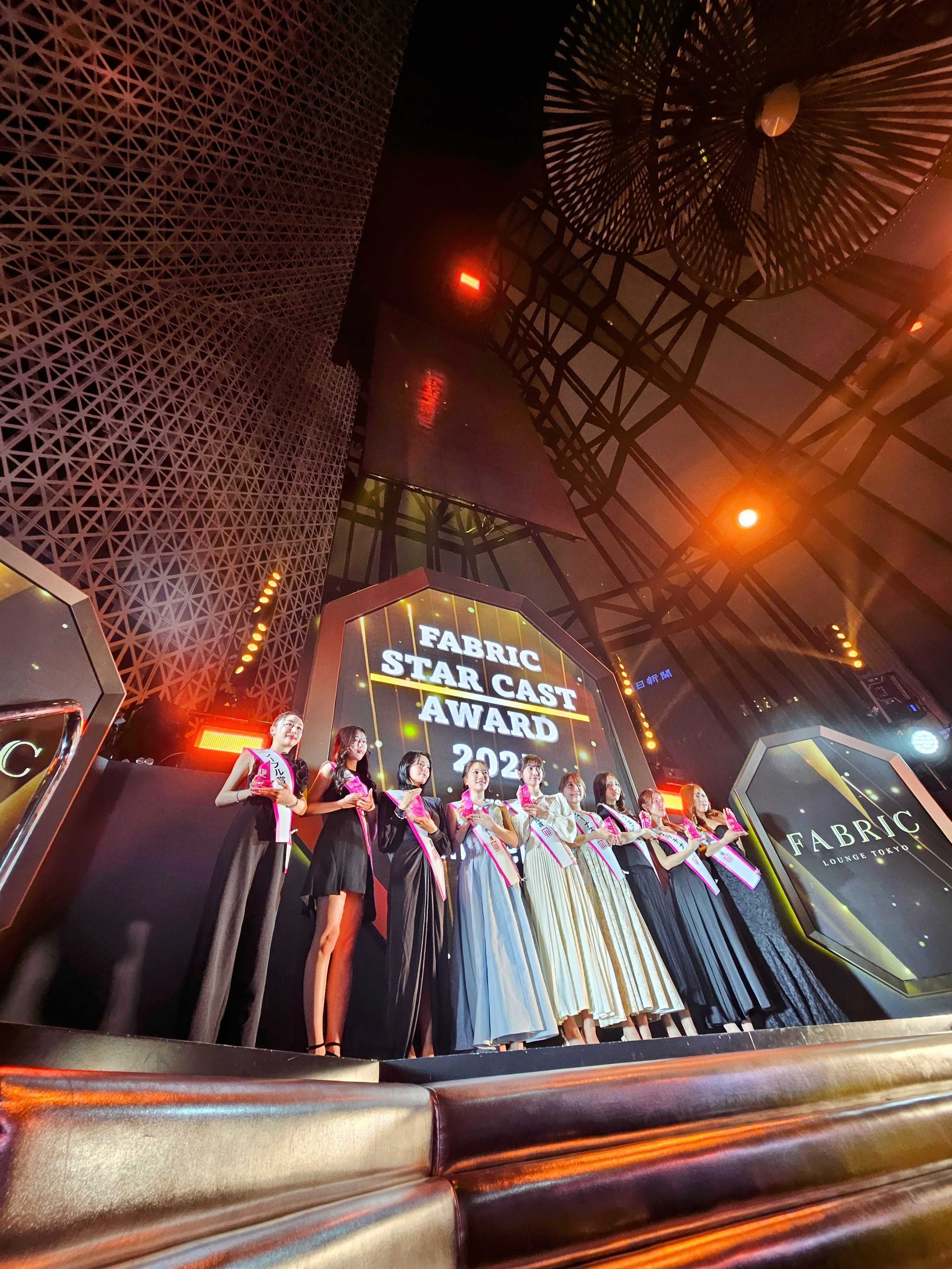 「FABRIC STARCAST AWARD 2025 Powered by modelpress」受賞者（左から）ゆい、ななみ、りの、ありさ、にじほ、はんな、さな、モナ、ゆめ（C）モデルプレス