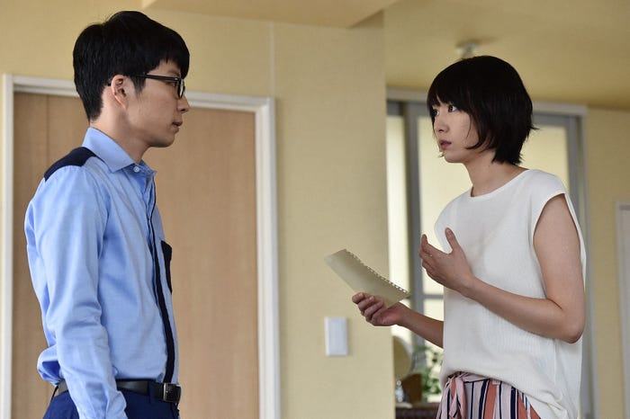 星野源、新垣結衣「逃げるは恥だが役に立つ」第3話・場面カット(C)TBS