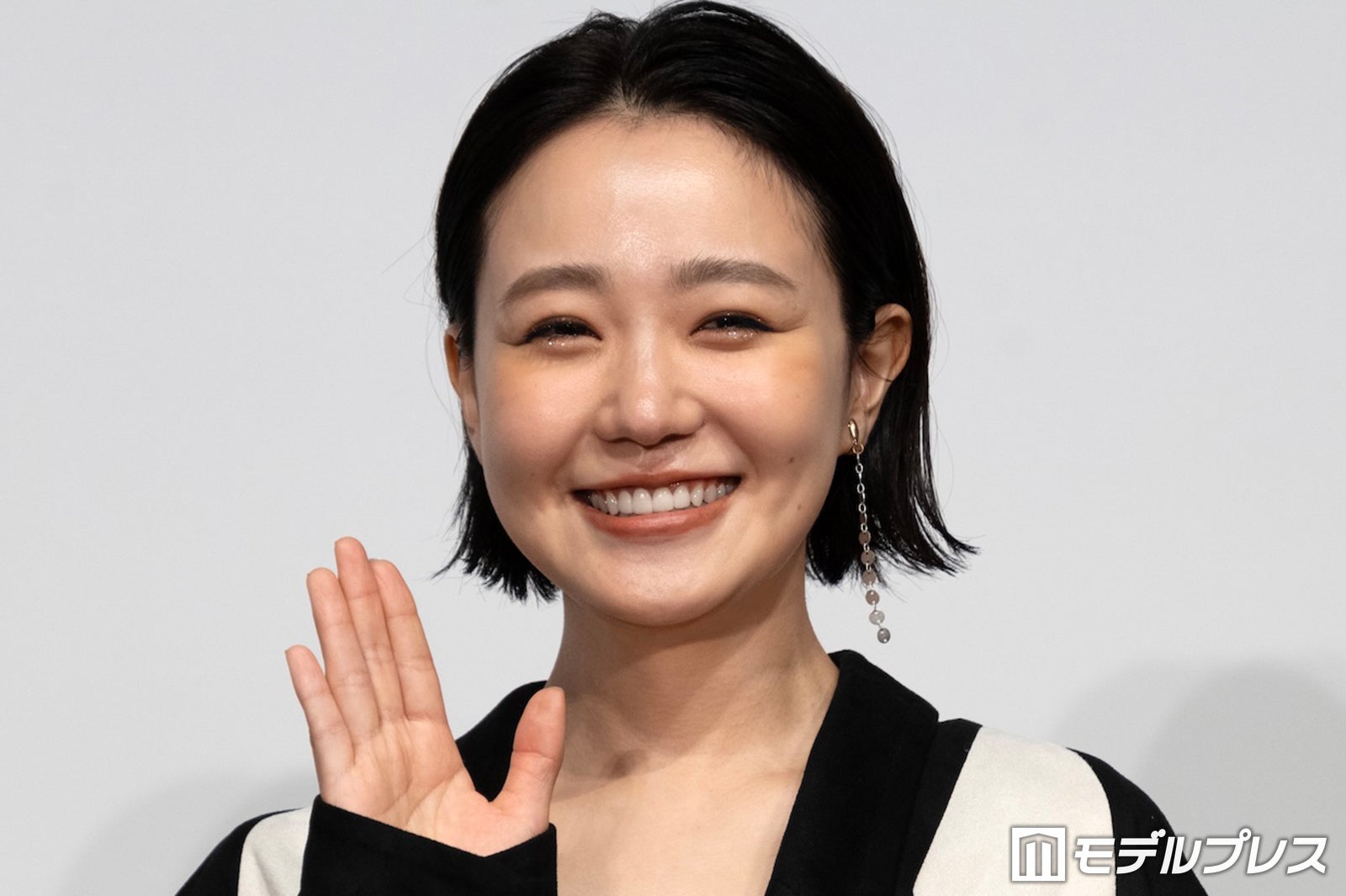 奈緒が“すごく幸せと感じる瞬間”とは「毎日気持ちがリセットされます」【死ねばいいのに】