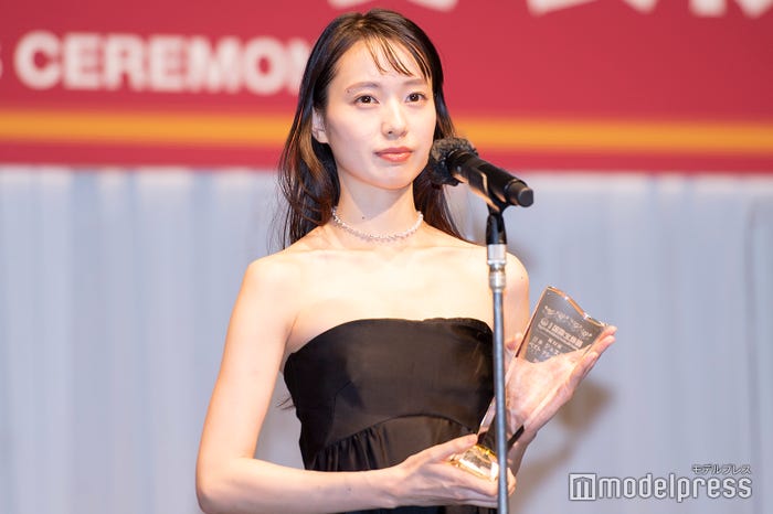 戸田恵梨香 (C)モデルプレス