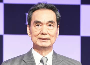 久米宏さんと演劇サークル所属 長塚京三が悲痛「皆、歳をとってしまって、近々に会いたいものだねなどと話していた矢先のこと」