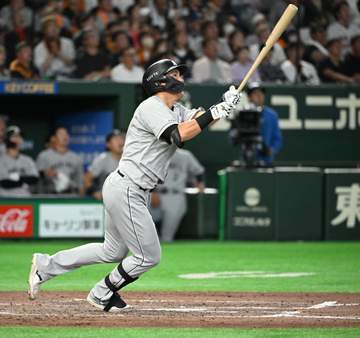 ロッテ2戦連続引き分け 九回2死から安田が起死回生の2号同点ソロ マルティネスの155キロとらえる