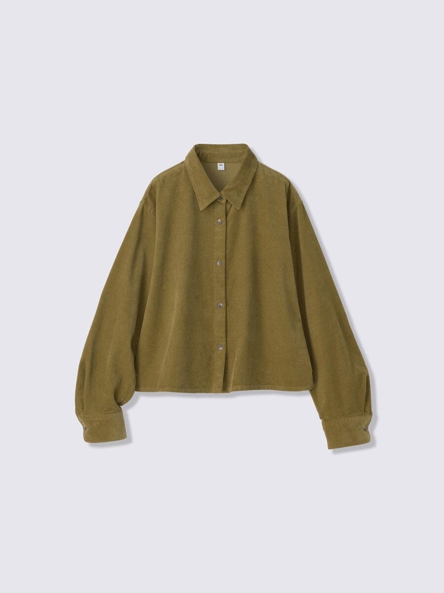 オリーブ色のコーデュロイショートシャツ