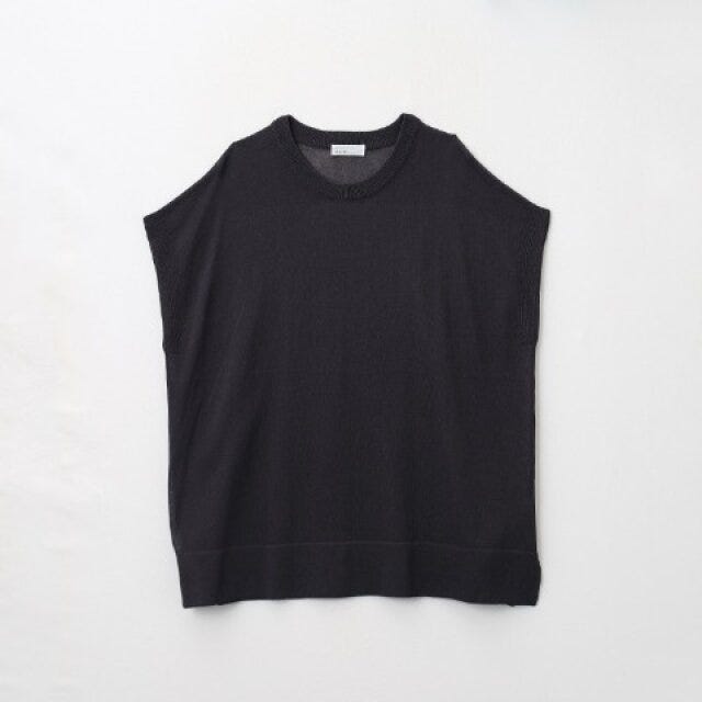 しまむら　黒トップス　高見え