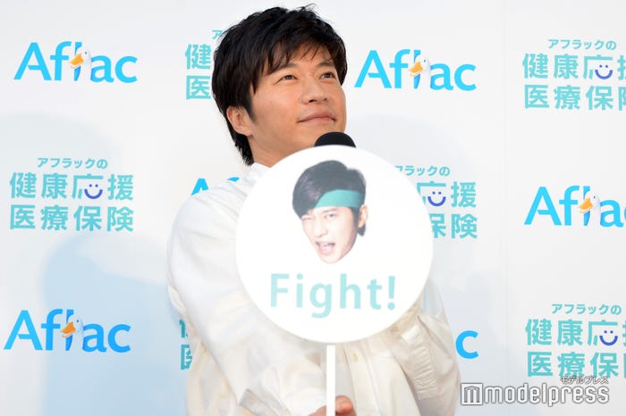 田中圭「ふぁいと~!!」(C)モデルプレス