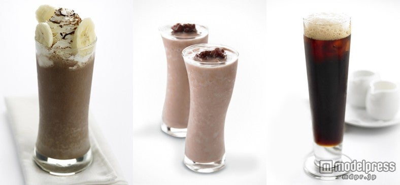 カフェメニューイメージ／ブラックやホイップたっぷりのラテまでメニューも豊富