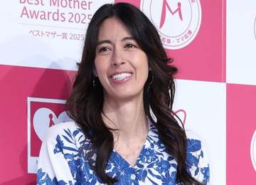 森泉 8歳娘が5回目のバレエ発表会、シャネルの上着で上品＆可愛いママ 10歳上夫は意外な職業