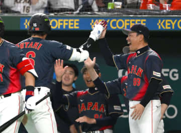 大勝発進の侍ジャパン・井端監督 先制満塁弾の大谷に脱帽「一振りで最高の結果。さすがだなと」1番起用、4番吉田の理由は「1番の方が勢い、迫力があった。吉田選手は状態が良い」