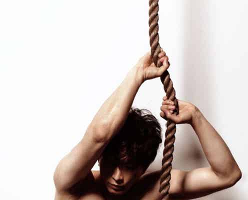 GACKT、ヌードで魅せた究極の肉体 「LOVE&SEX」を語り尽くす