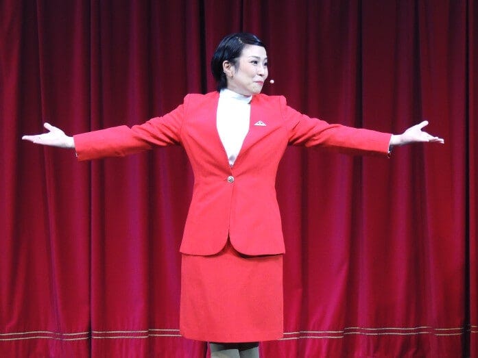 常にハイテンションな綾小路麗華様からの挑戦状。さまざまなミッションにチャレンジしてみましょう