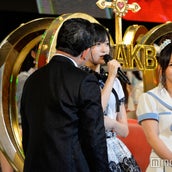 結婚発表で大混乱の会場 Nmb48須藤凜々花のスピーチ直後に峯岸みなみらが見せた対応力 第9回akb48選抜総選挙 モデルプレス