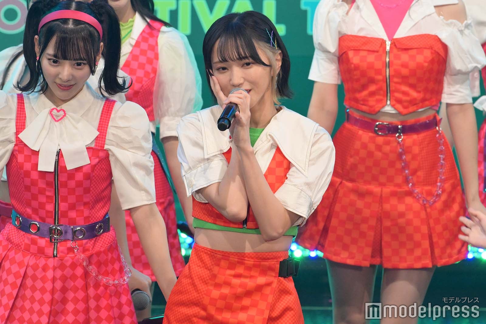 =LOVE （C）モデルプレス