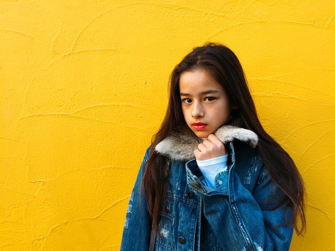 渡辺直美が「気になりすぎる」と絶賛し話題 モデル・ハーヴィー瑛美の