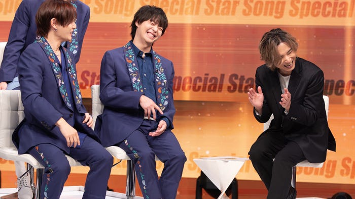 山田涼介、有岡大貴、堂本光一(C)Storm Labels Inc.