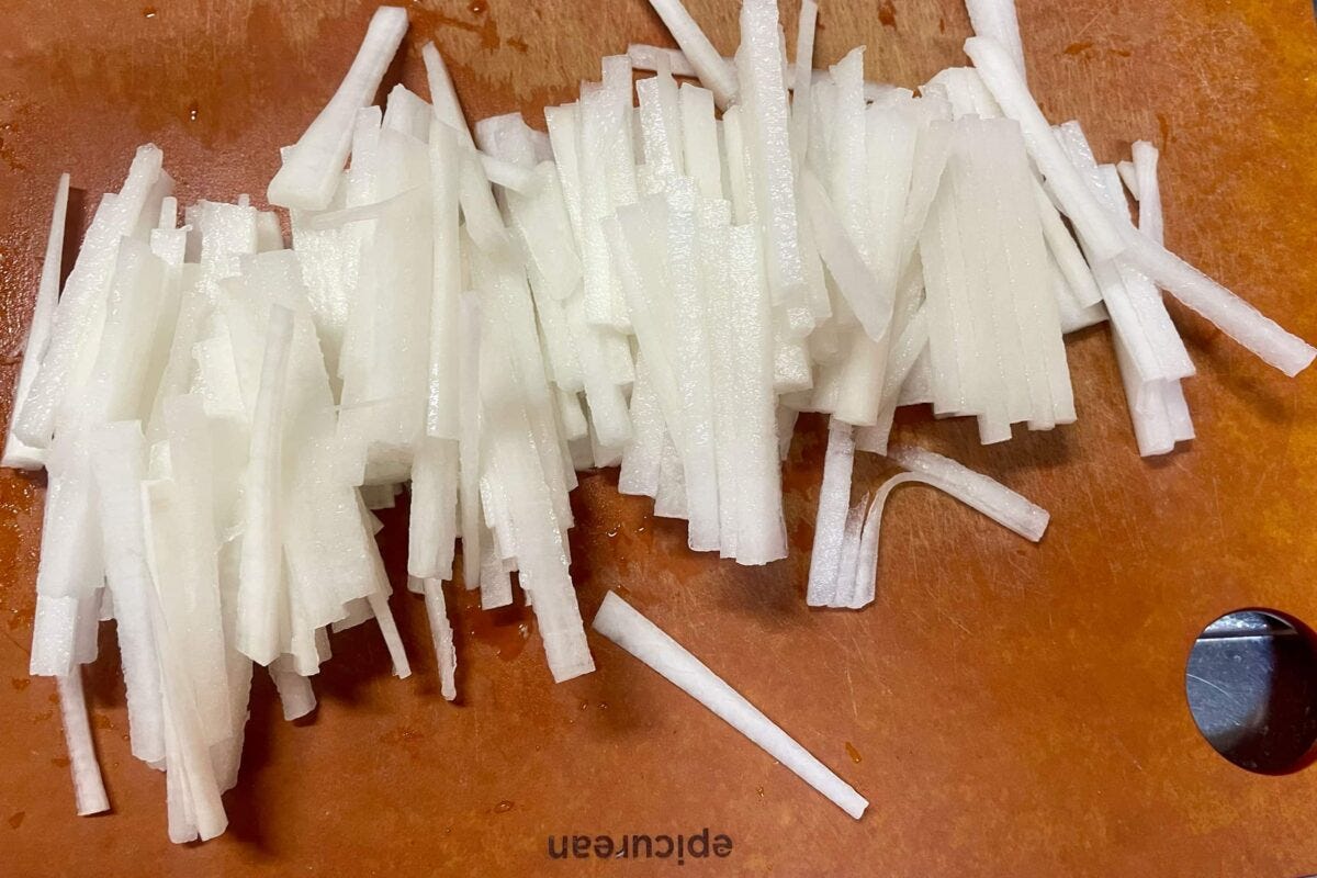 大根とカニカマの焼いたやつ