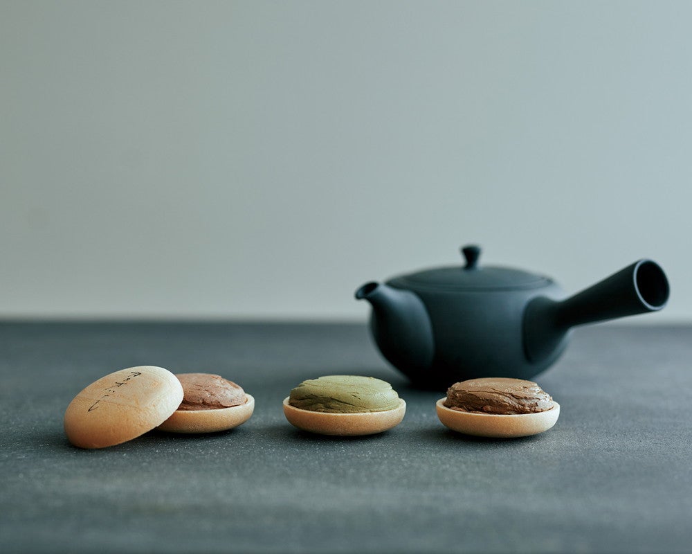 「ハナレモナカ」（各税込432円）／画像提供：メゾンカカオ