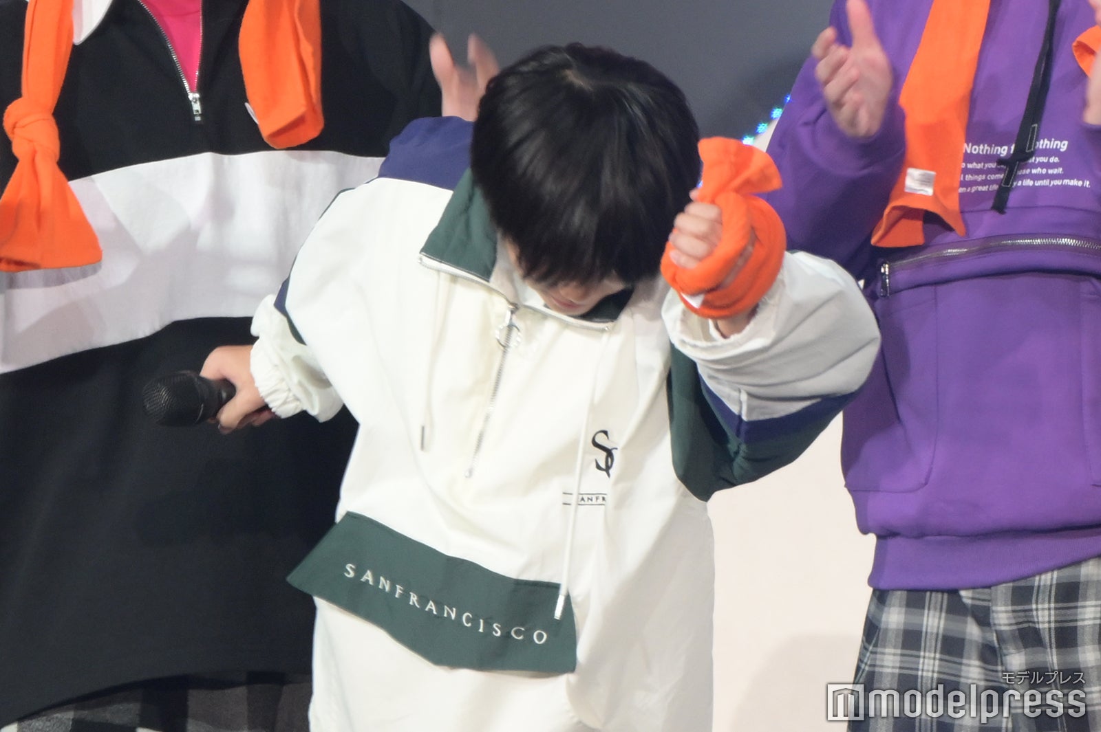 「ひき肉です！」を披露するひき肉（C）モデルプレス