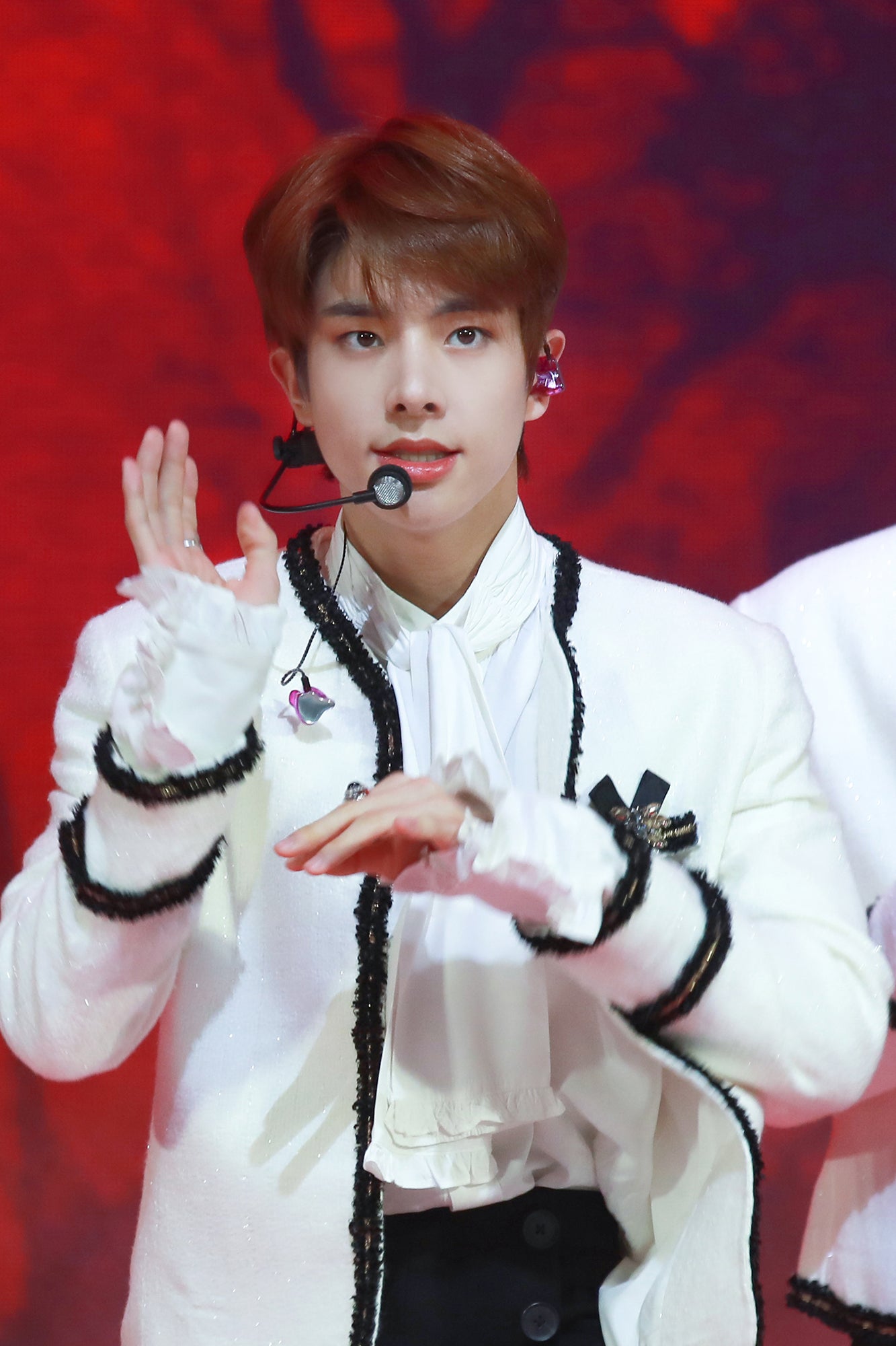 JAKE（C）BELIFT LAB