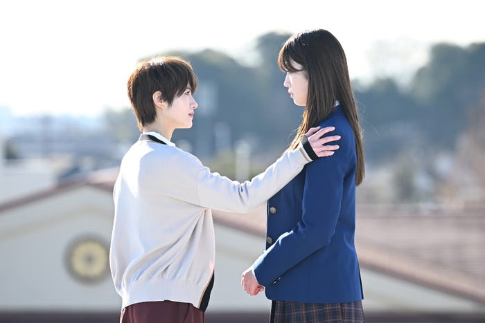 若月佑美、高橋ひかる「リビングの松永さん」第6話より(C)カンテレ