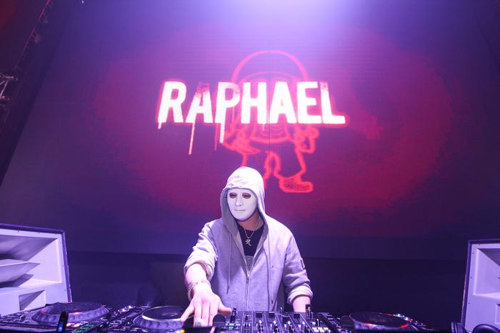 ラファエル(提供写真)